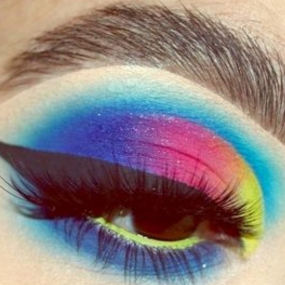 Laura Lee Party Animal Eyeshadow Palette New - Picture 7 of 8